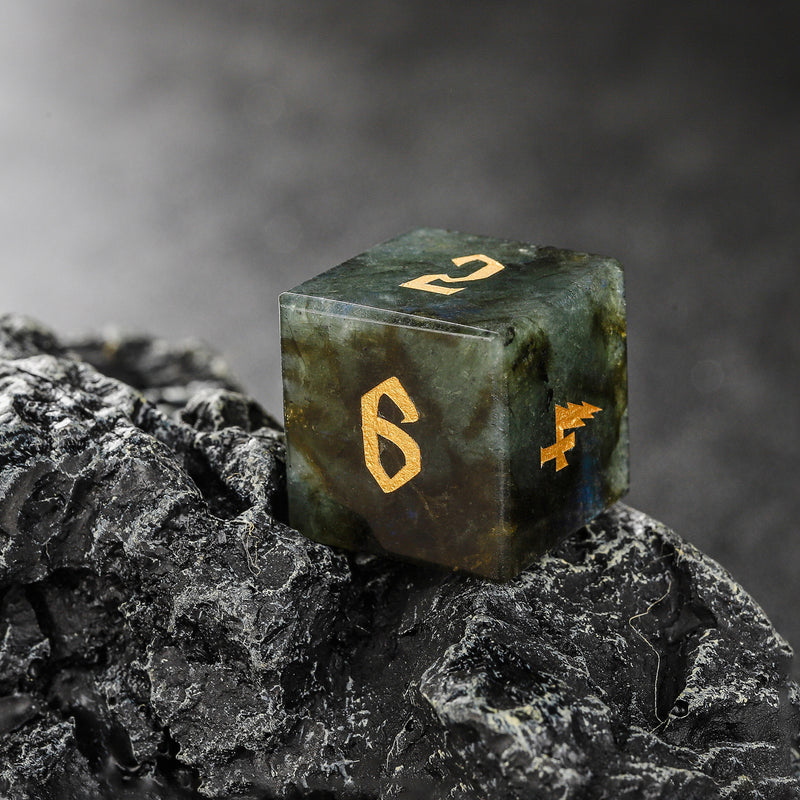 Labradorite Wolf Moon Gemstone D&D Dice 7pcs Full Set